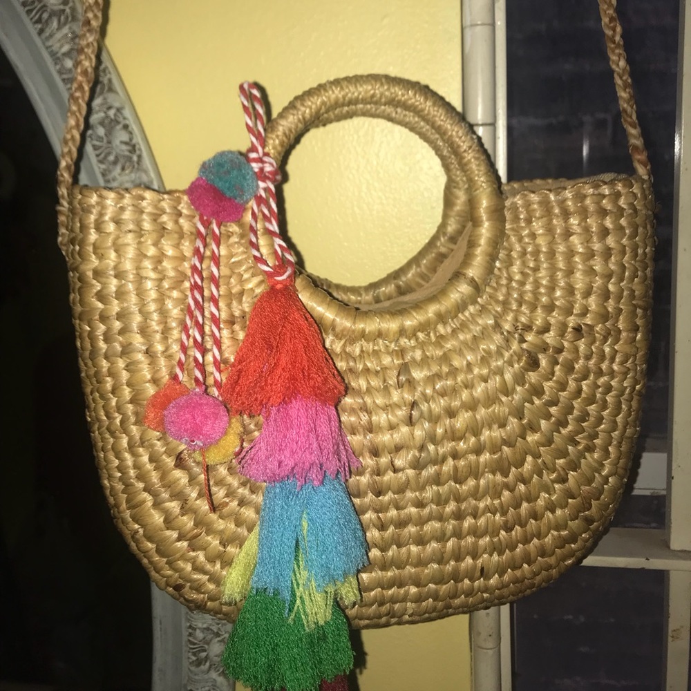 Straw crossbody bag